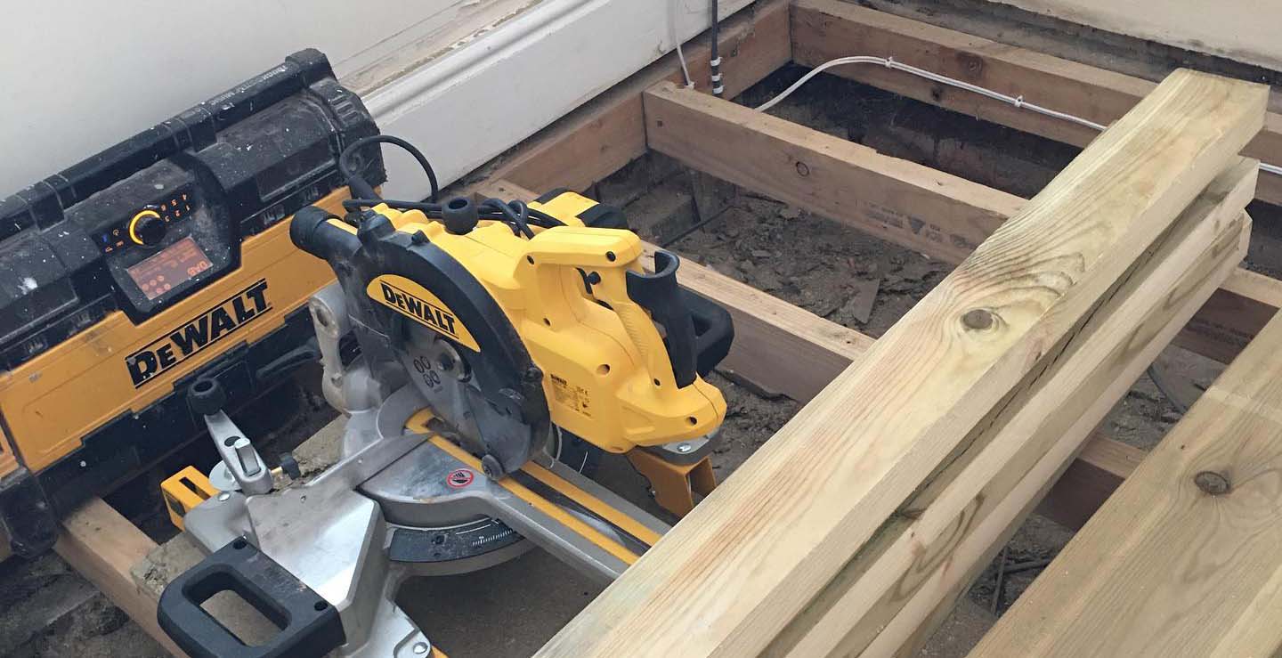 subfloor-joists-tile